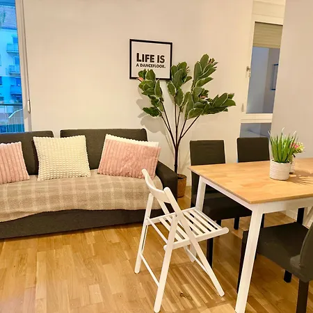 Modern Apartment Near Vienna With Balcony Wiener Neudorf