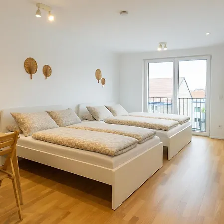 Modern Apartment Near Vienna With Balcony Wiener Neudorf