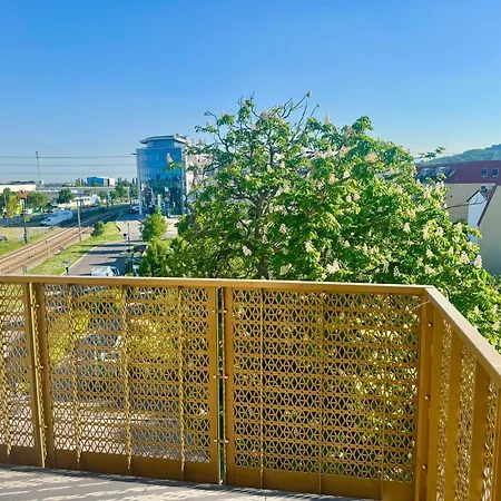 Apartment Modern Apartment Near Vienna With Balcony